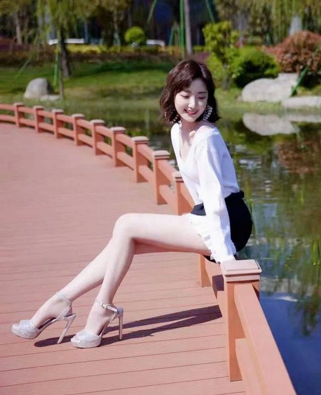 明星真实身高_163身高的女明星_赵露思身高测量