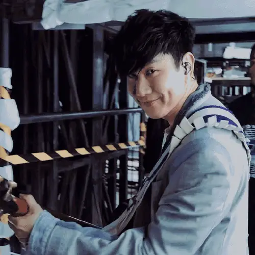 吴尊文莱富豪家族_吴尊退出娱乐圈了吗_陈楚河家庭背景