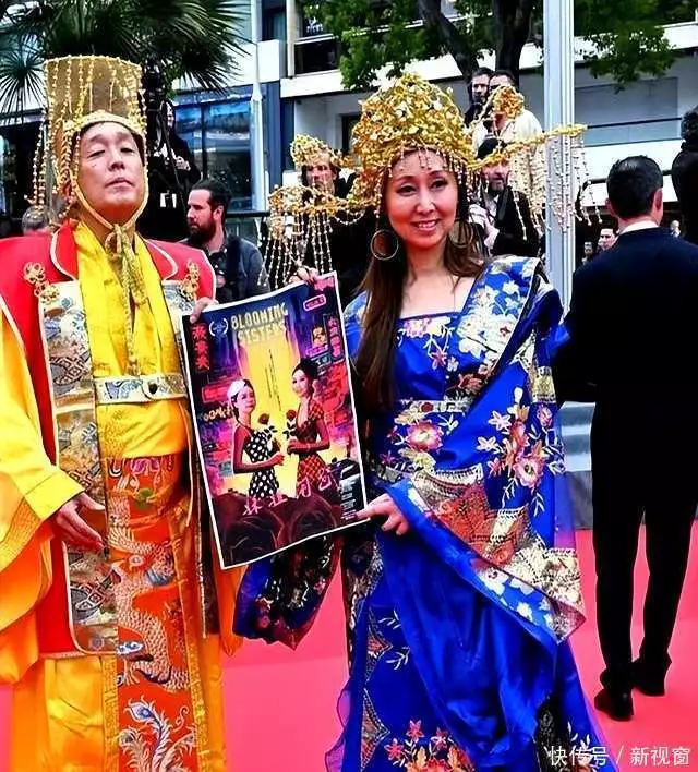 戛纳电影节红毯新规_中国明星戛纳红毯造型_蹭红毯的女明星