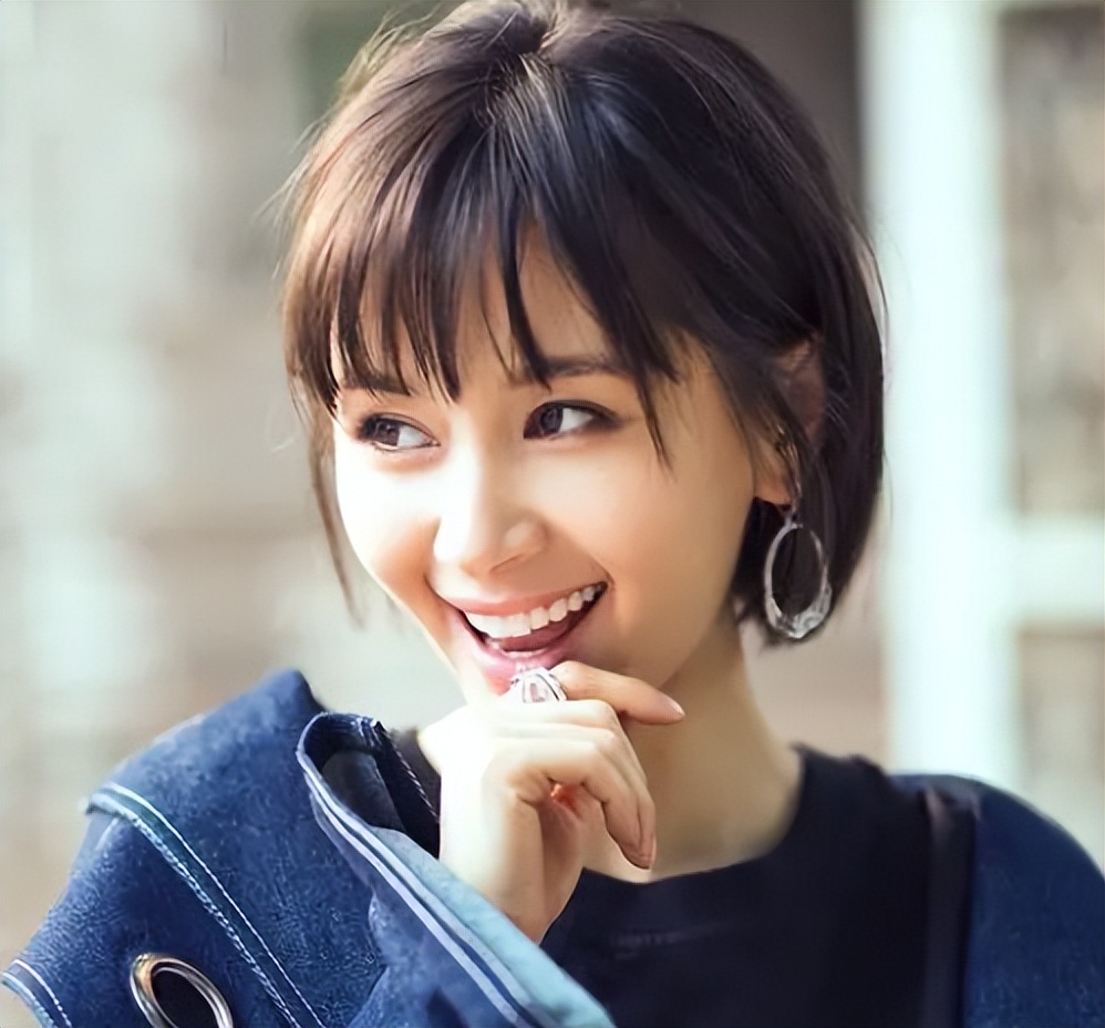 实际身高矮小气场高_女明星身高排行_女明星身高气场强大