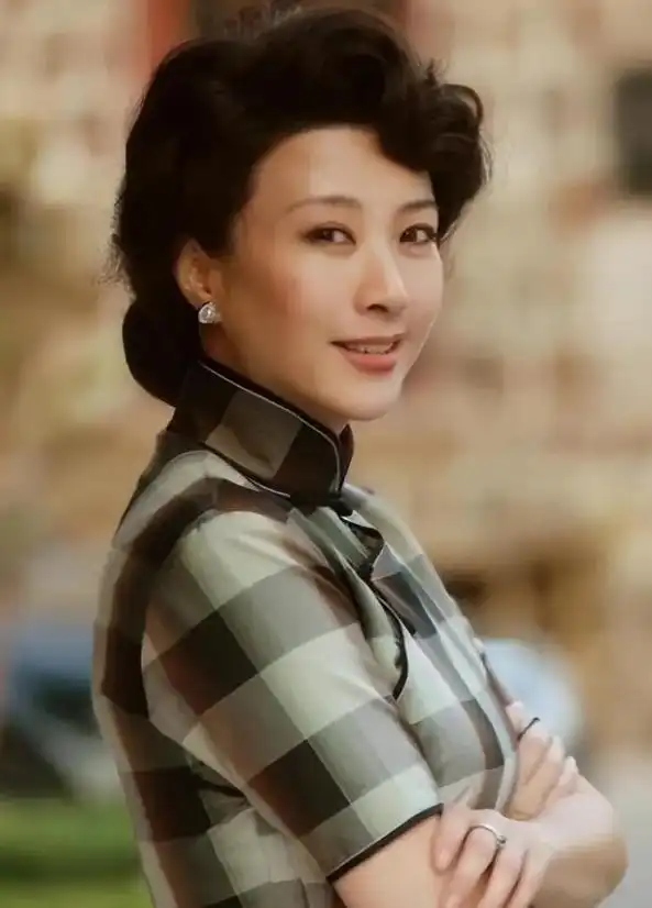 坚持不整容的女星_有什么没有黑料的明星吗,_不参与炒作的女星