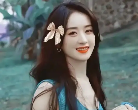 娇小女星风采_娱乐圈哪些女名星很矮_矮女星魅力