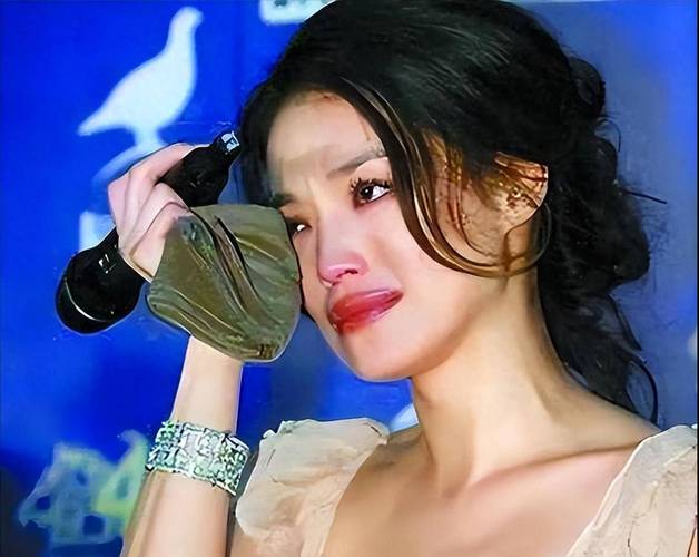 悲惨娱乐圈第十七集是谁_娱乐圈悲惨29_演艺圈悲惨世界真的吗